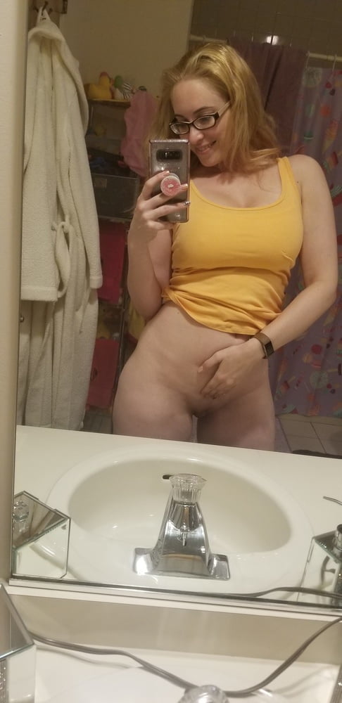 Huge Tits And Curvy Ass On Slutty Laundromat MILF #89747521