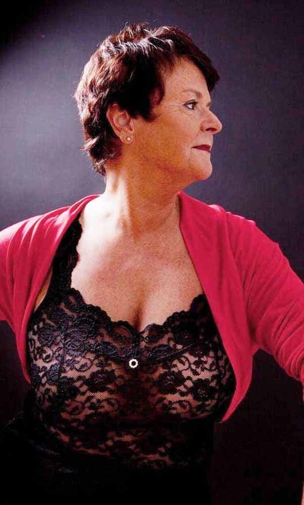 Milfs and matures in studio #89707758