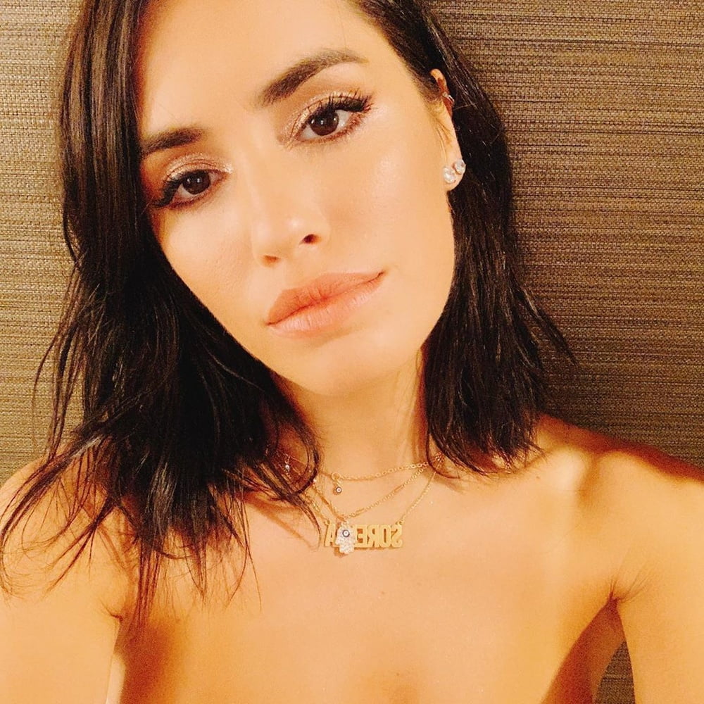 Lali esposito
 #105998644