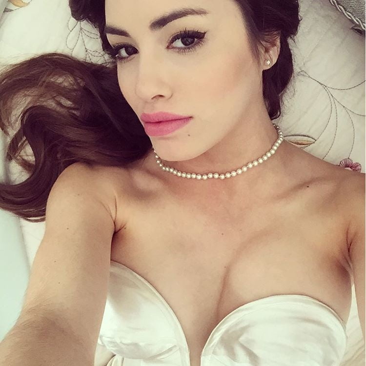 Lali esposito
 #105998786