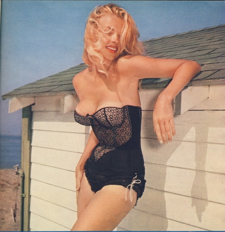 Eve meyer, modelo y actriz vintage
 #106234148