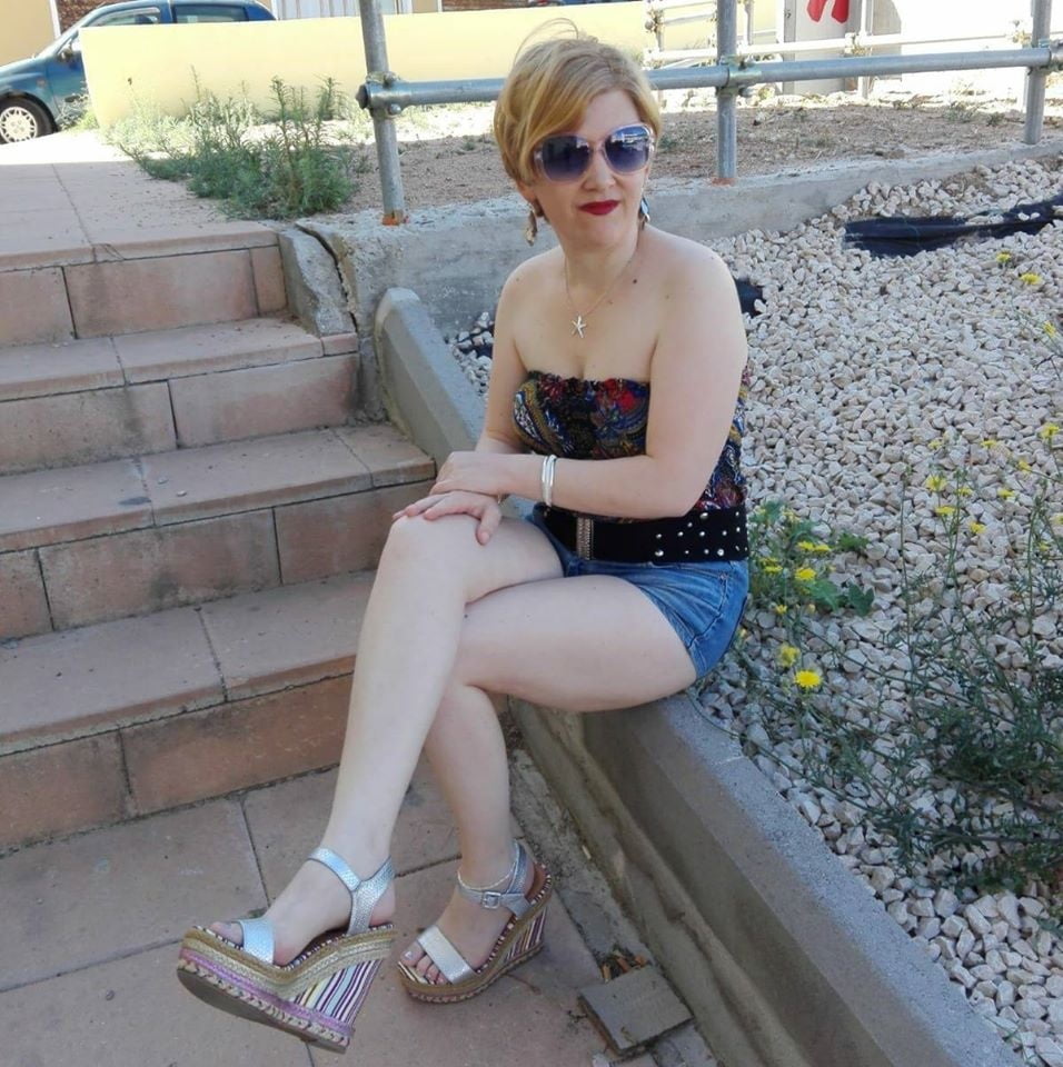 Sexy milf
 #93402930