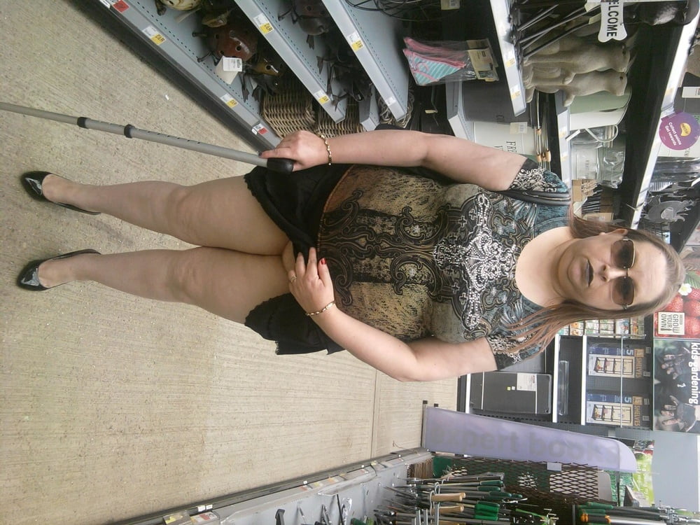 Cheeky Flashing #107030415