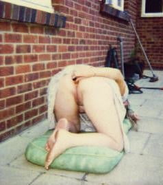 Cheeky Flashing #107030425