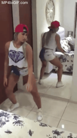 Gifs calientes 50
 #95906581