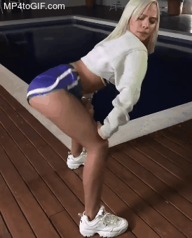 Gifs calientes 50
 #95906603