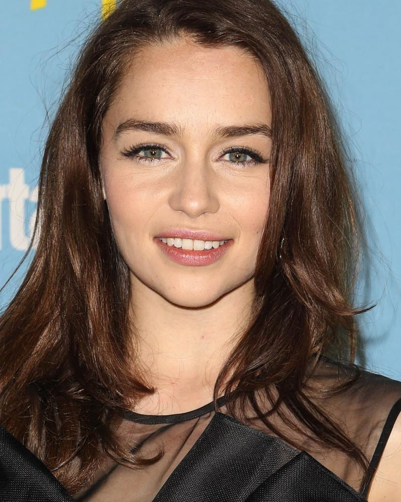 Emilia Clarke #100658449