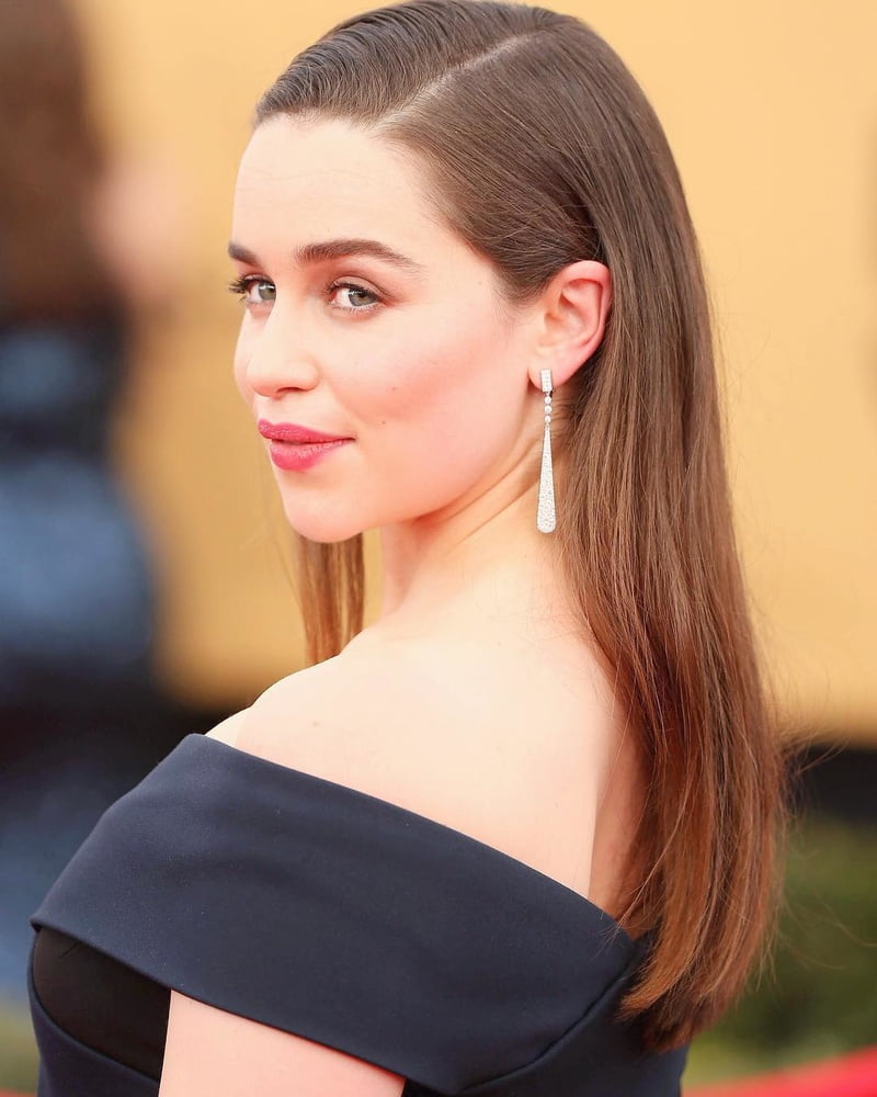 Emilia Clarke #100658461