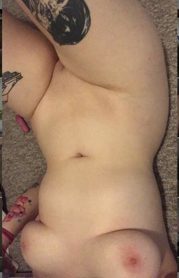 F_urbee desnuda #108153931