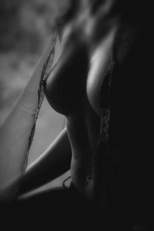 Pechos abundantes
 #98282718