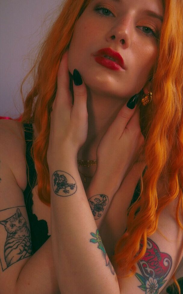 Marinadove desnuda #108193903