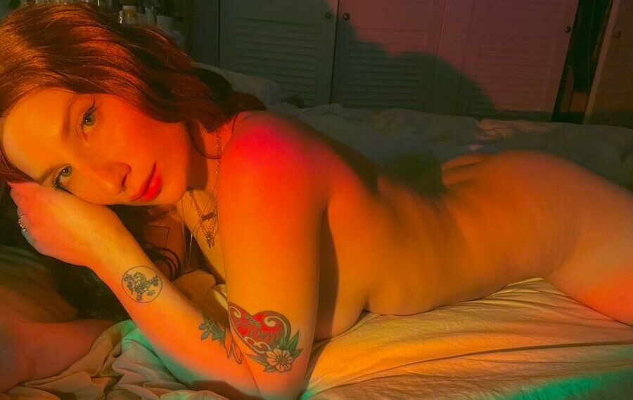 Marinadove desnuda #108193918