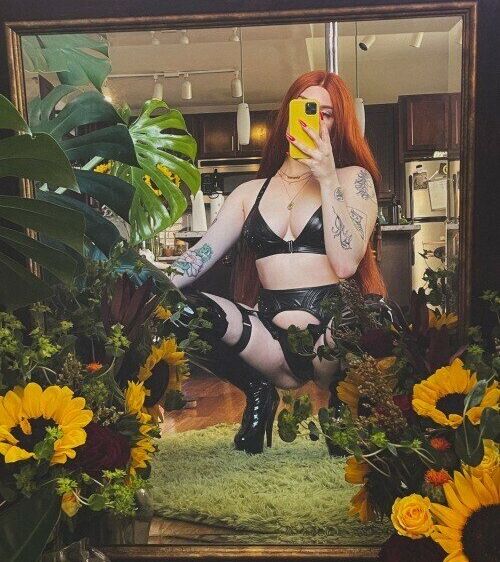 Marinadove desnuda #108193921