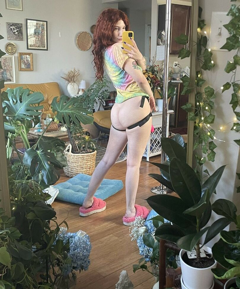 Marinadove desnuda #108193956