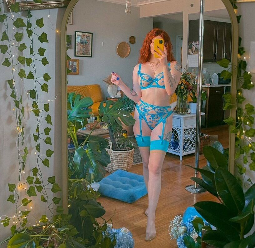 Marinadove desnuda #108193957