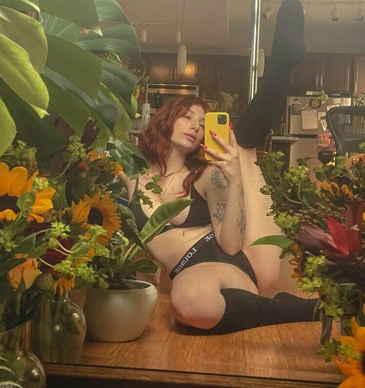 Marinadove desnuda #108193967