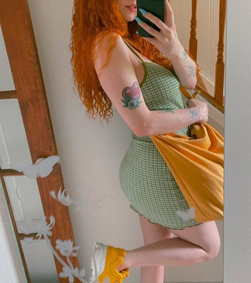 Marinadove desnuda #108193989