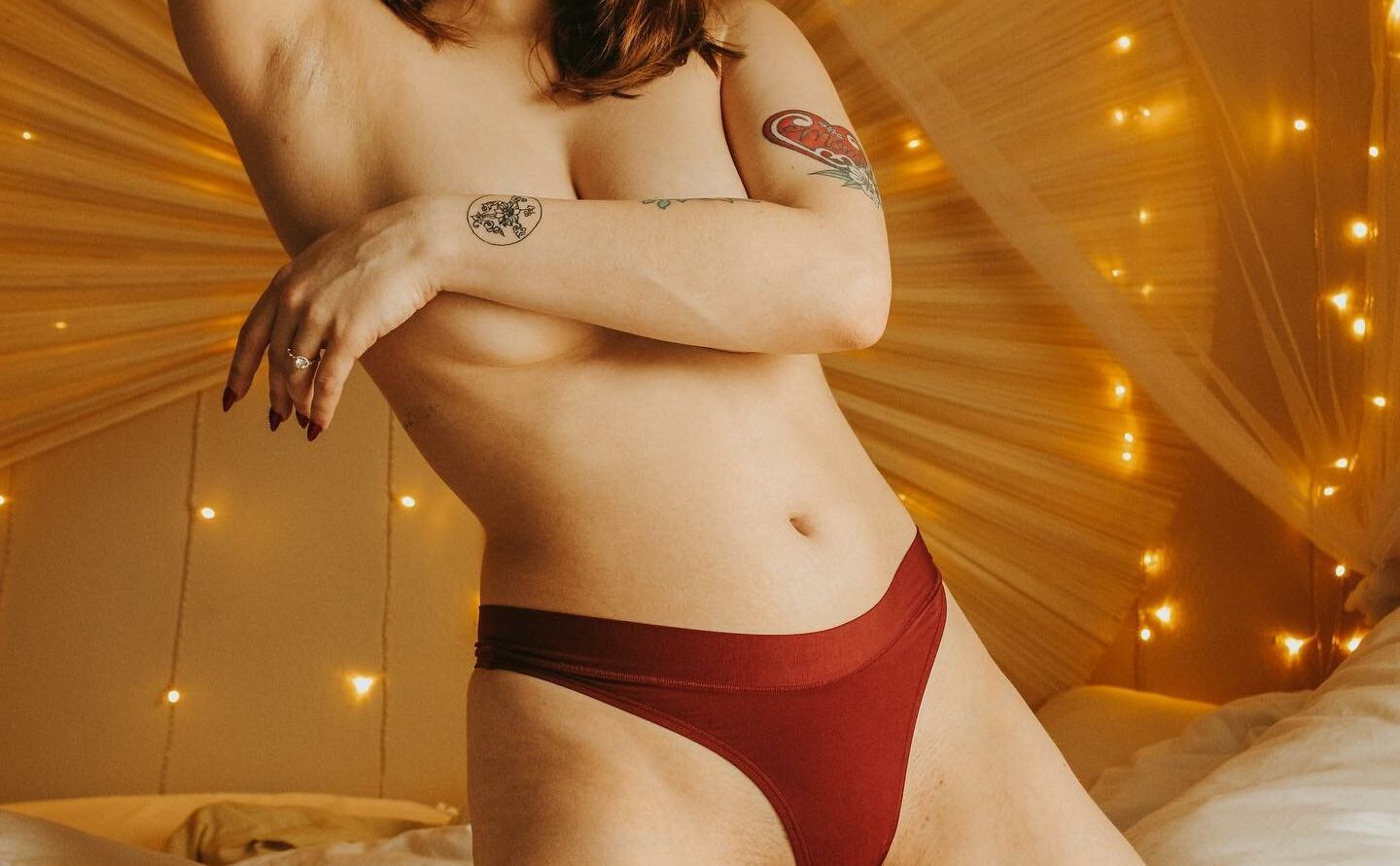 Marinadove desnuda #108194011