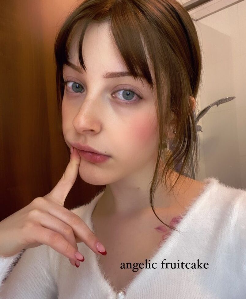 Agnese Innocente desnuda #109189085