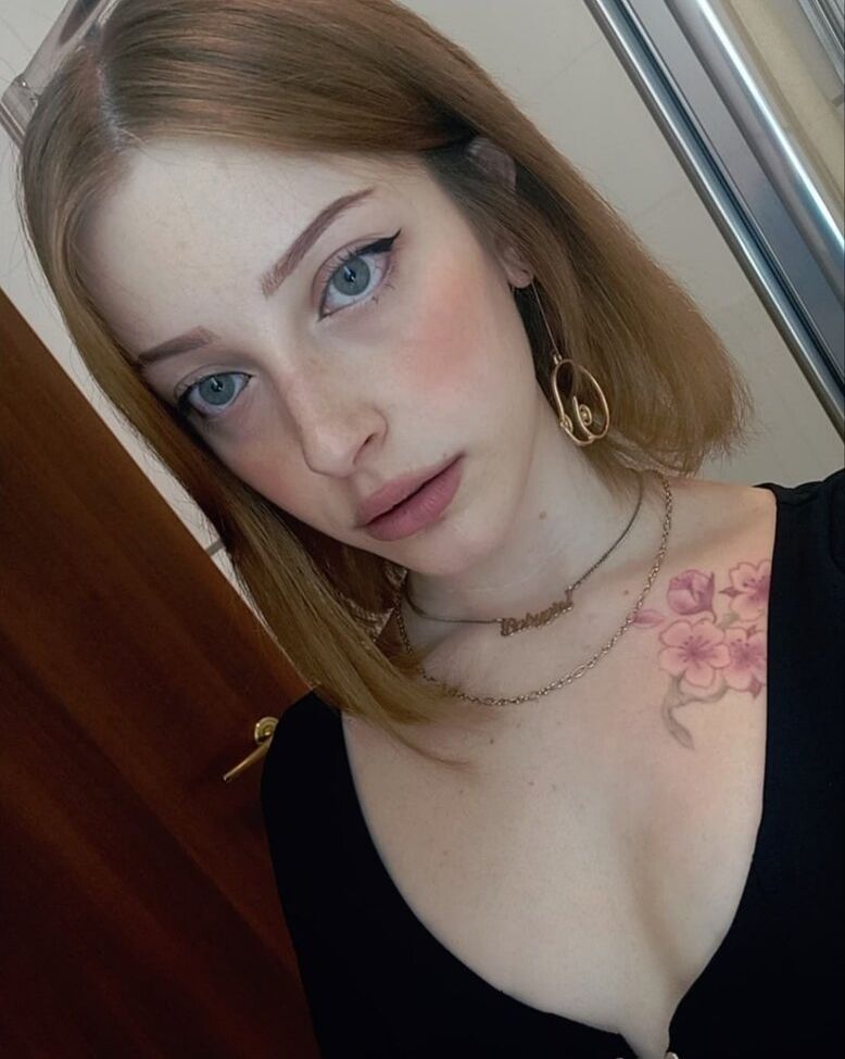 Agnese Innocente desnuda #109189093