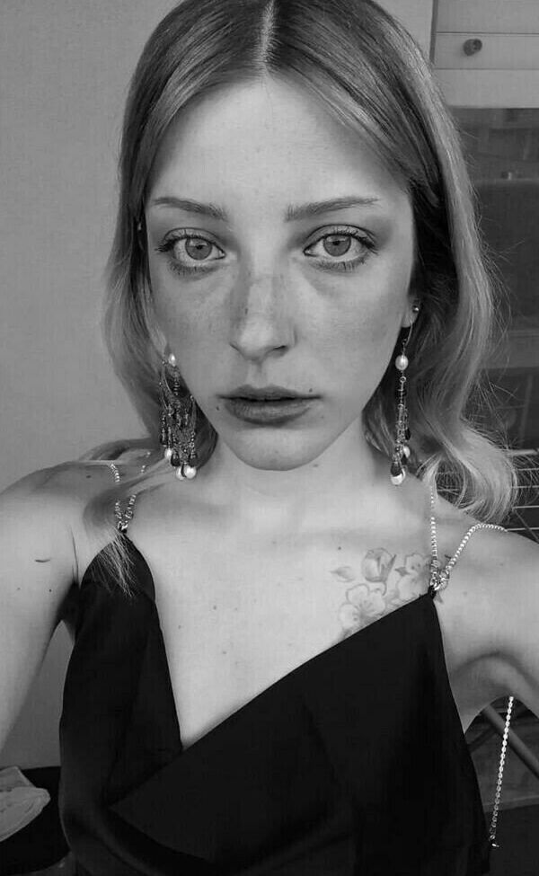 Agnese Innocente desnuda #109189108