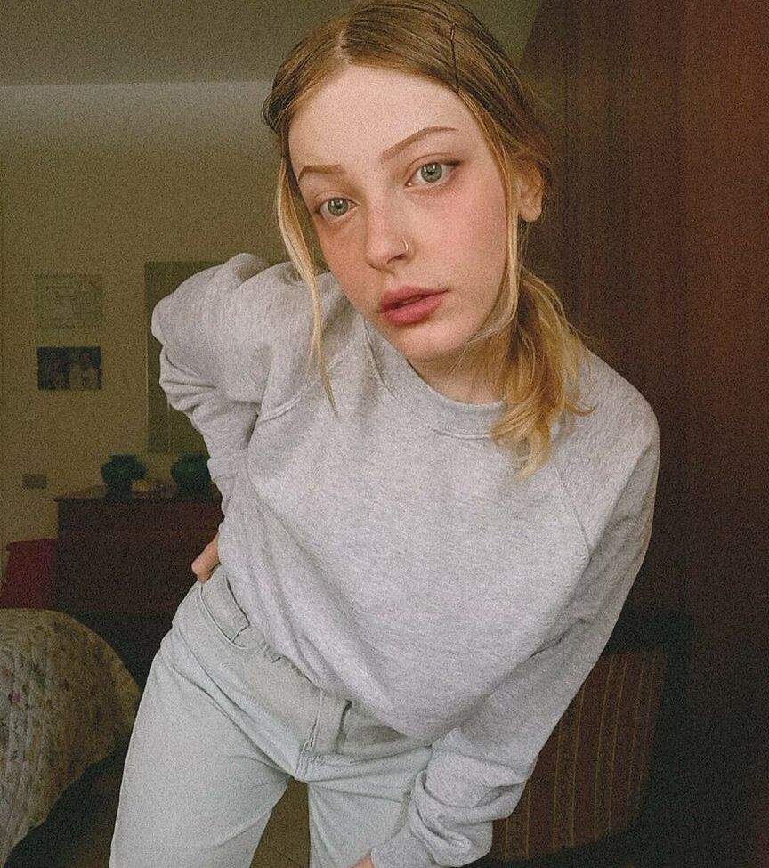 Agnese Innocente desnuda #109189134