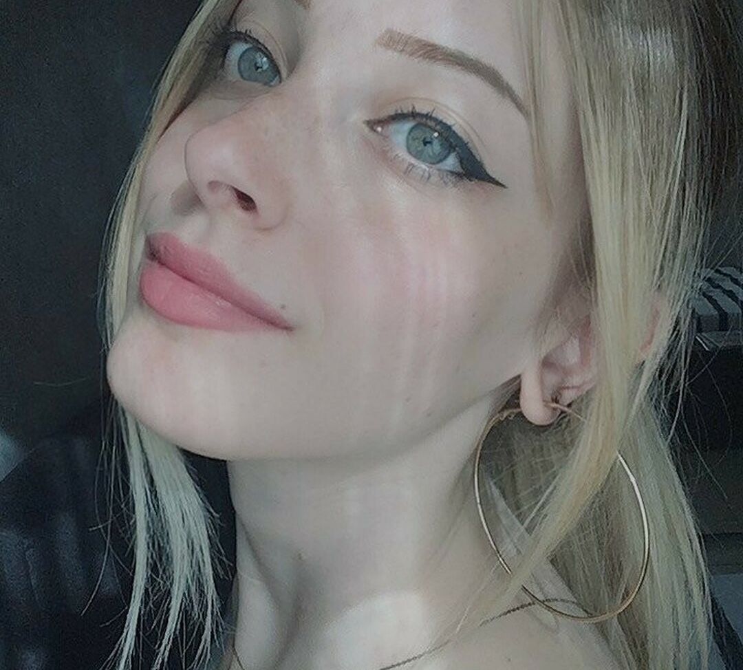 Agnese Innocente desnuda #109189136