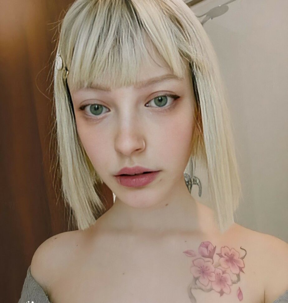 Agnese Innocente desnuda #109189157