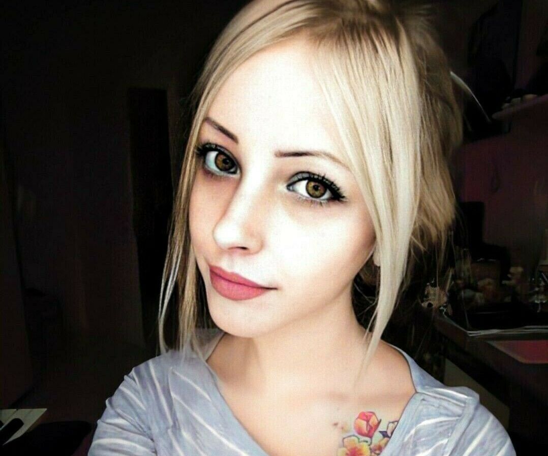 Agnese Innocente desnuda #109189164