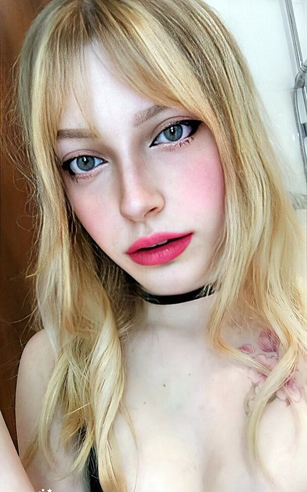 Agnese Innocente desnuda #109189171