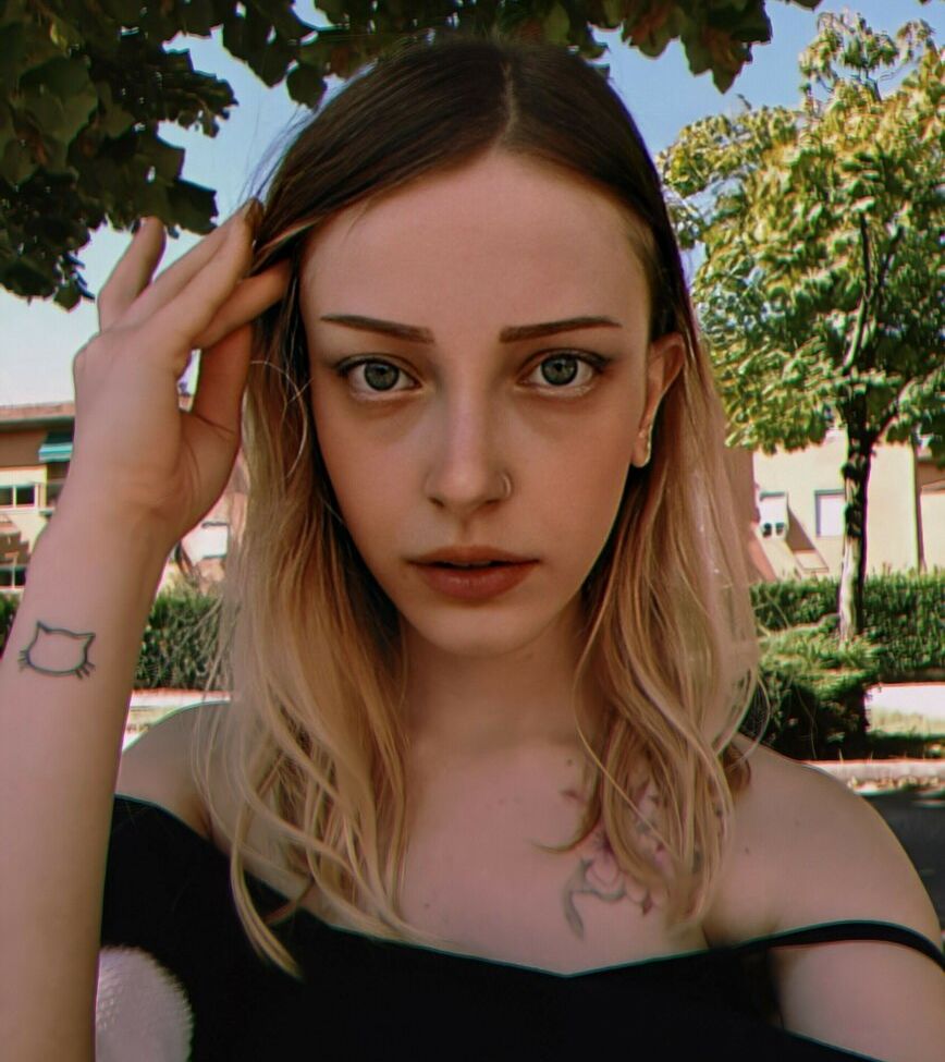 Agnese Innocente desnuda #109189172