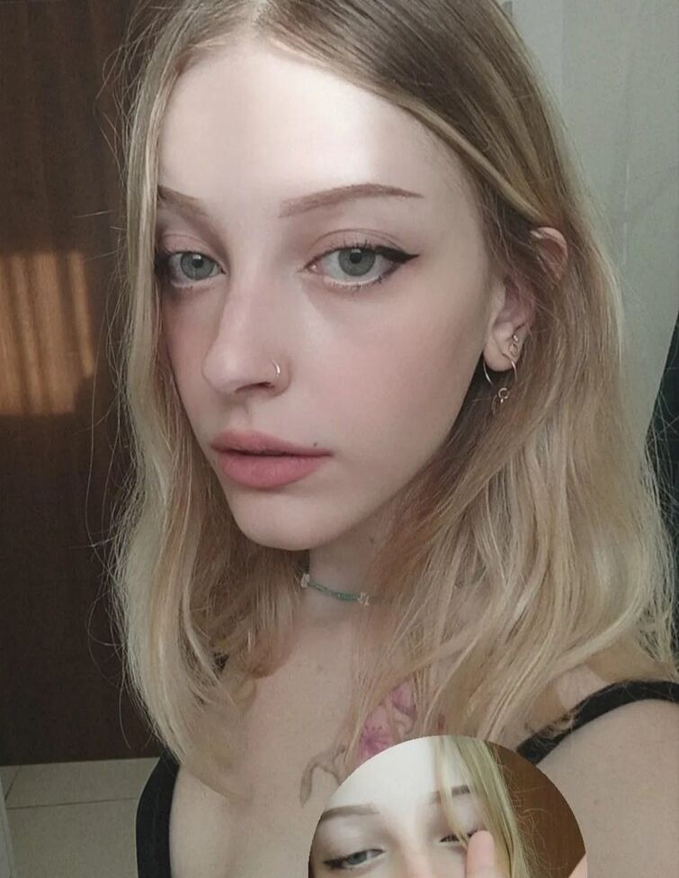 Agnese Innocente desnuda #109189206