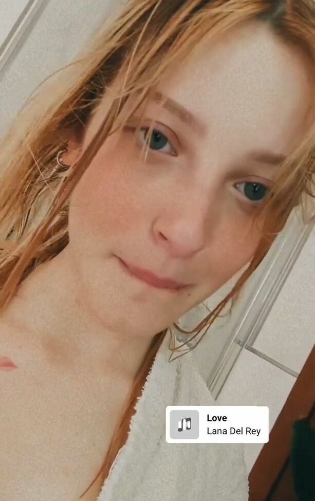 Agnese Innocente desnuda #109189229