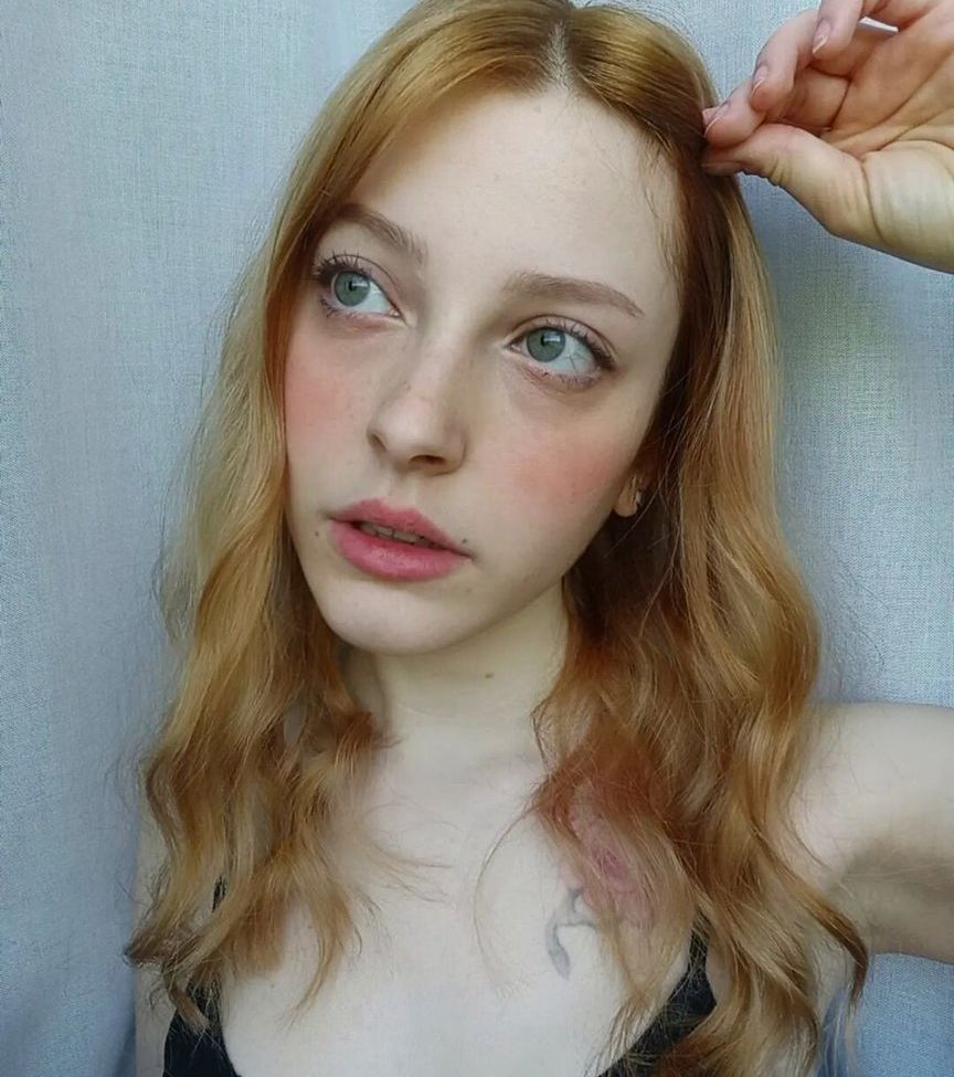 Agnese Innocente desnuda #109189265