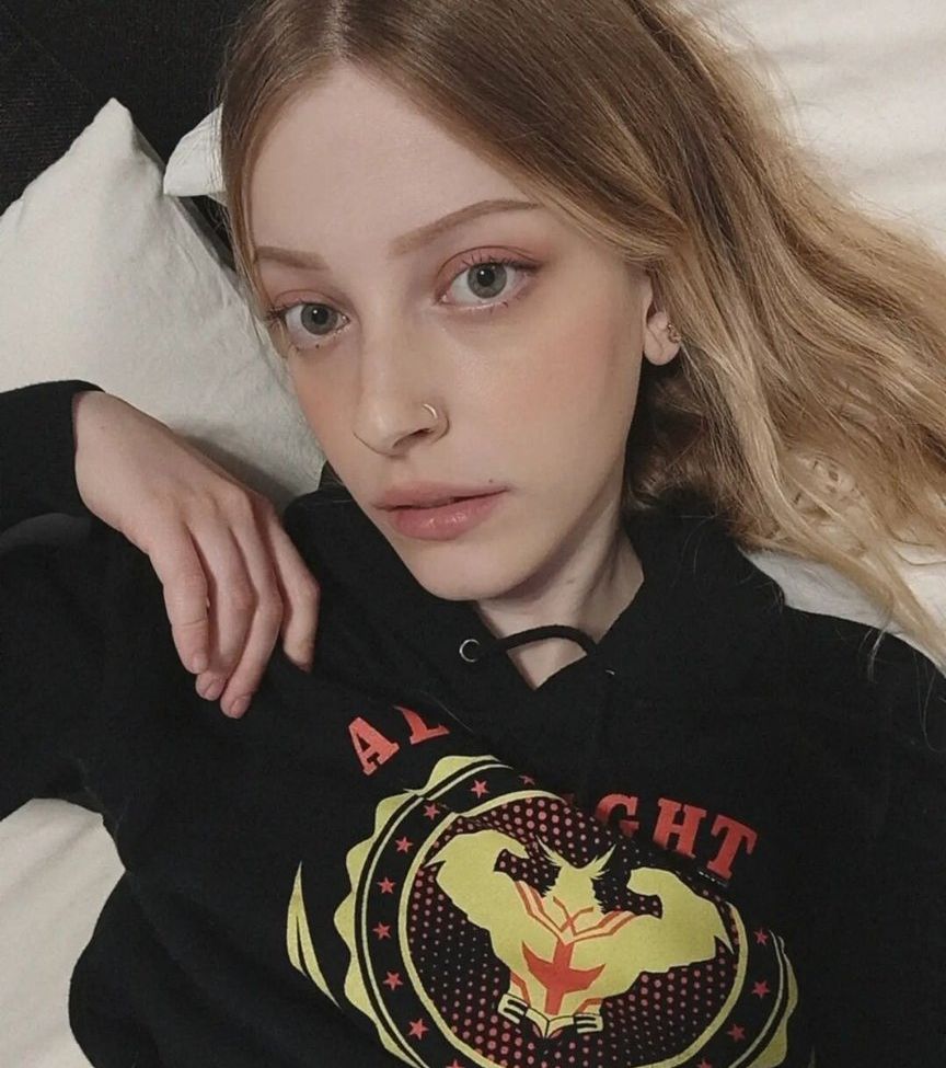 Agnese Innocente desnuda #109189295