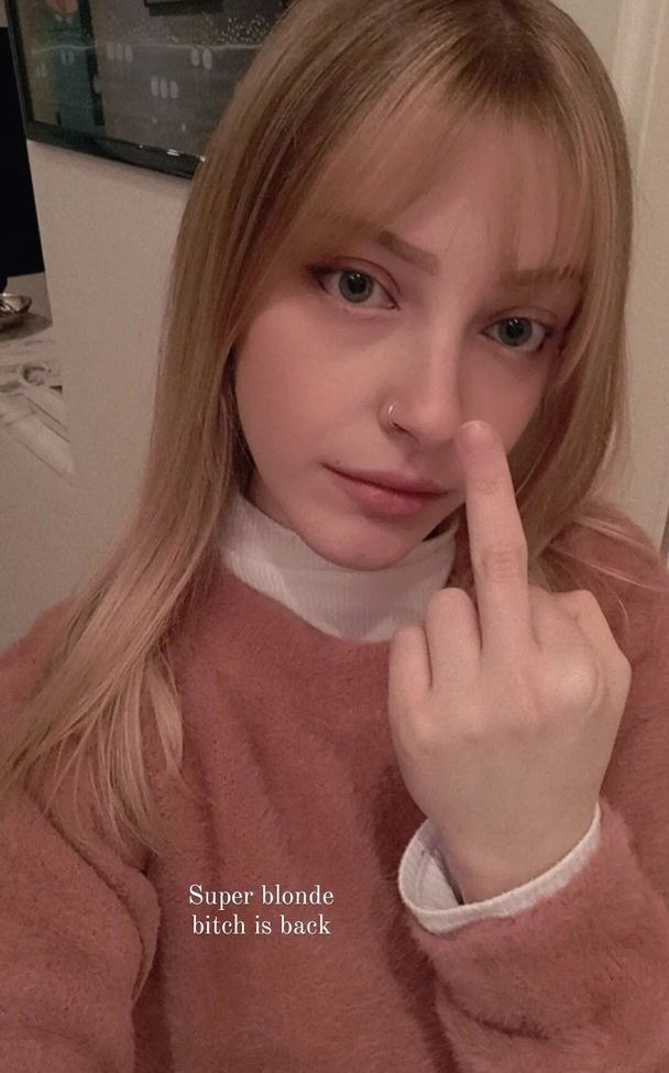 Agnese Innocente desnuda #109189314