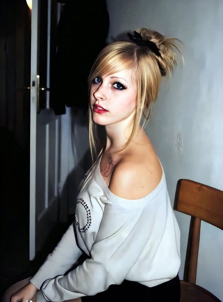 Agnese Innocente desnuda #109189316