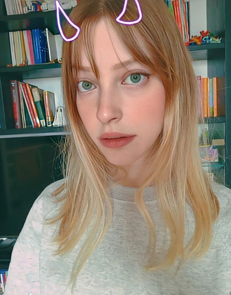 Agnese Innocente desnuda #109189322