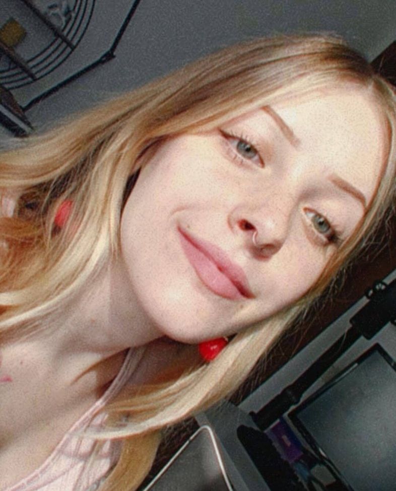 Agnese Innocente desnuda #109189333