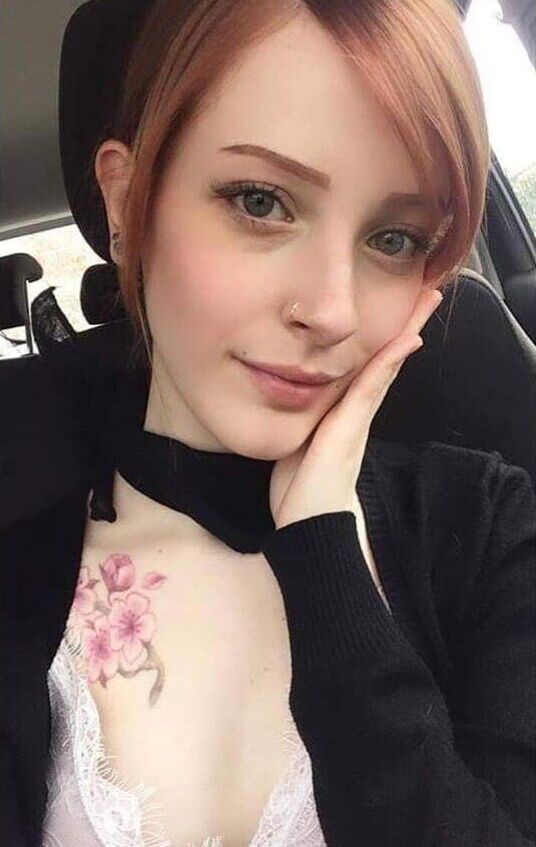 Agnese Innocente desnuda #109189335