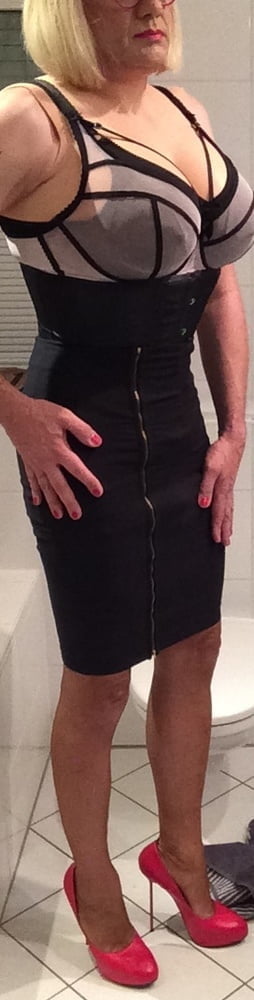 Zofe lisa 134 korsett nylons dessous devot ingolstadt by
 #103727313