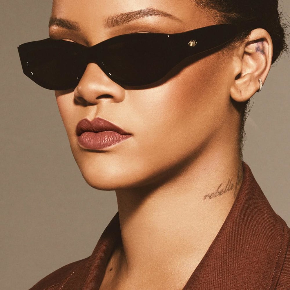 Rihanna Instagram #106171399