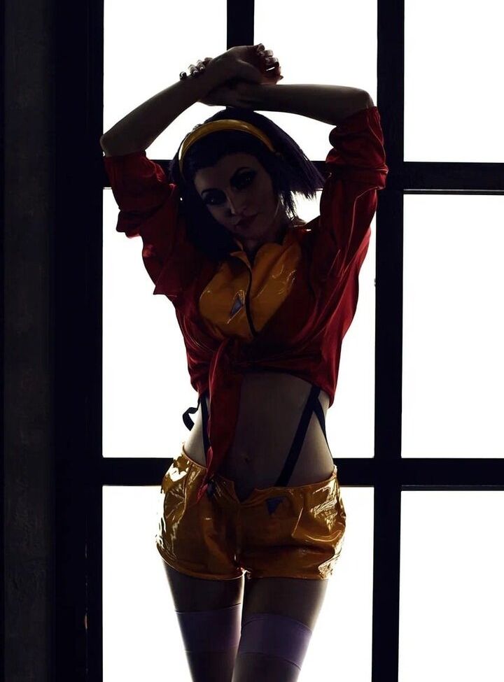 Shproton desnuda #108161084