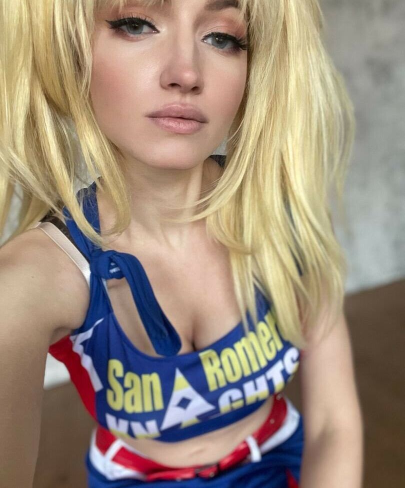 Shproton desnuda #108161107