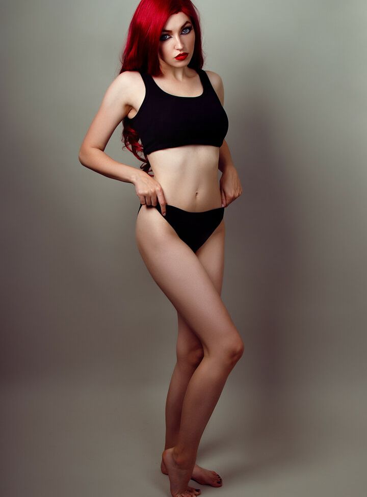 Shproton desnuda #108161165