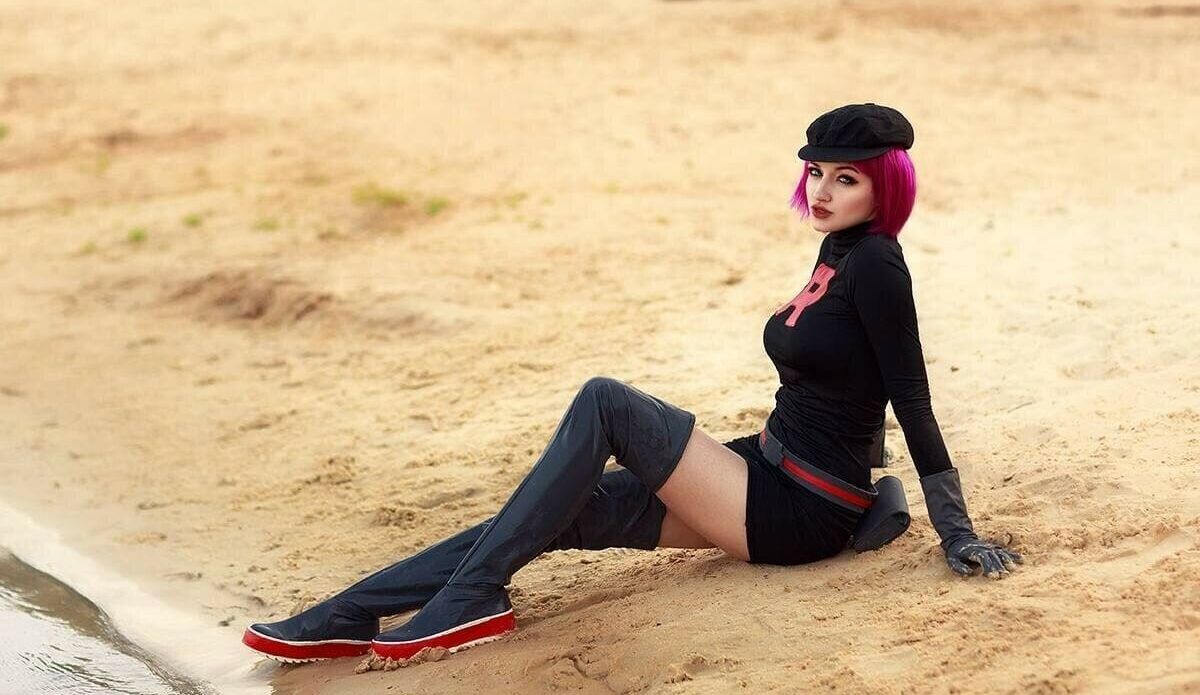 Shproton desnuda #108161174