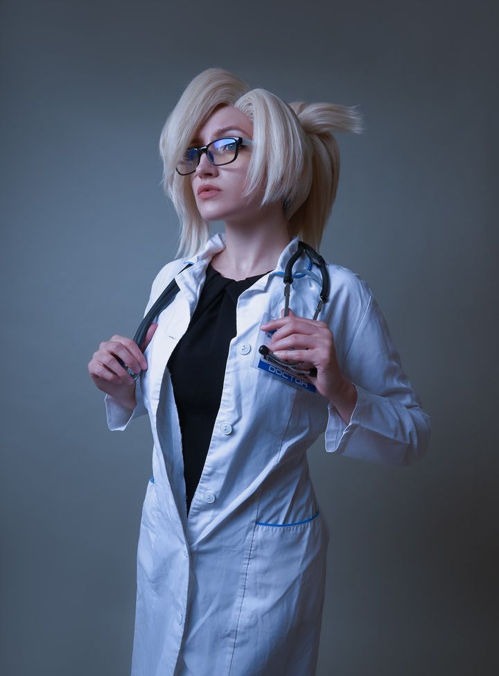 Shproton desnuda #108161192