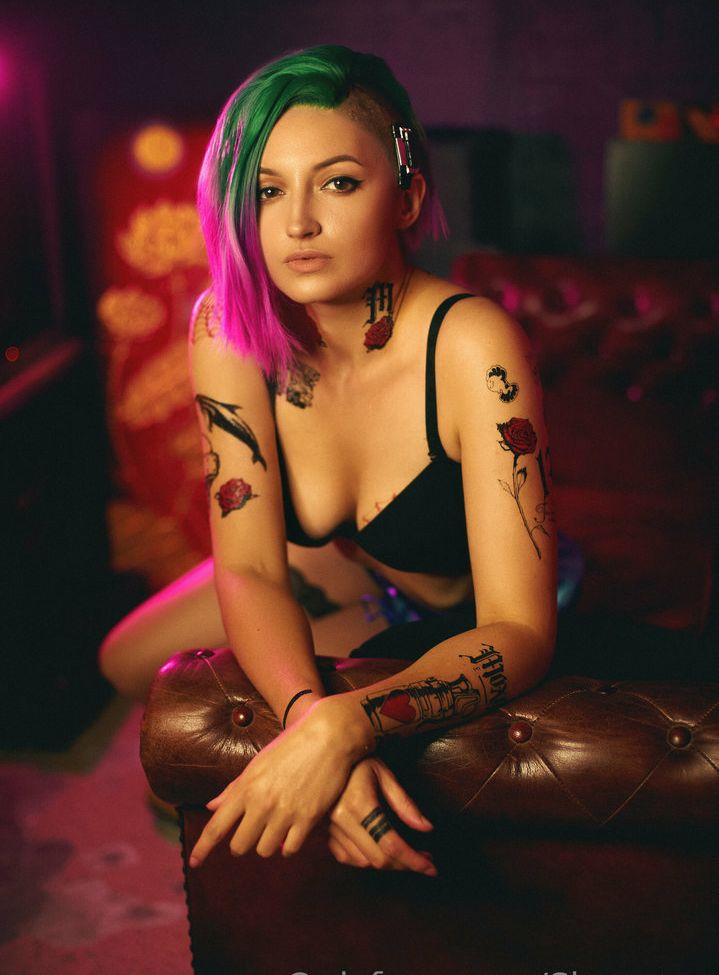 Shproton desnuda #108161198