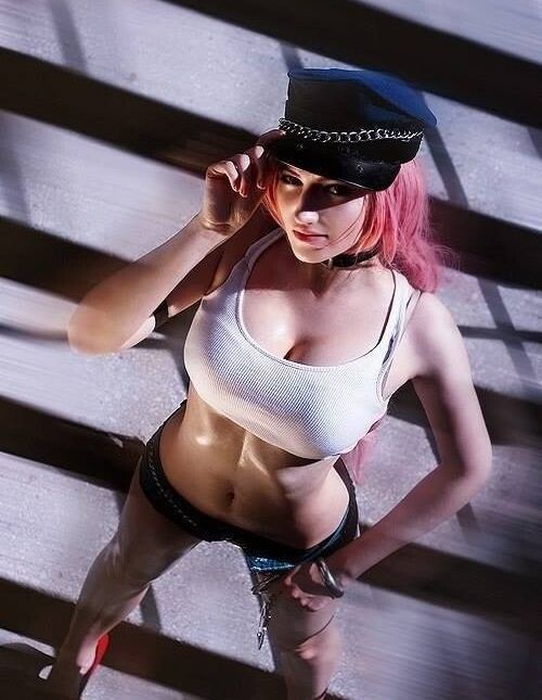 Shproton desnuda #108161200