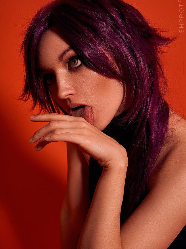 Shproton desnuda #108161228